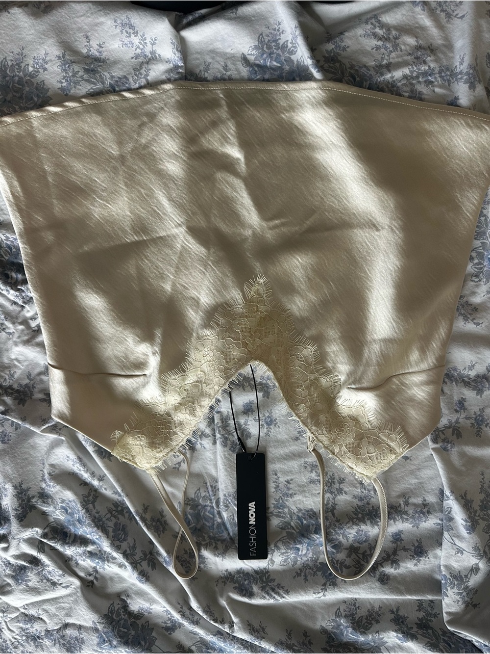 Fashion Nova Satin Lace-Trim Slip Cami in Cream